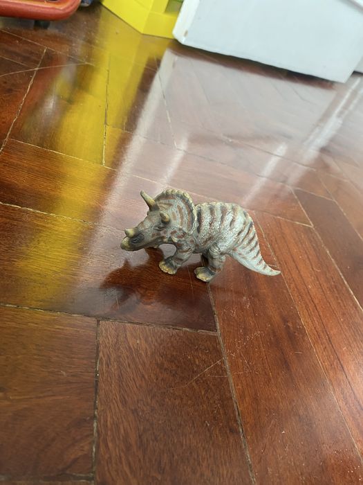 Dinosauros de coleçao