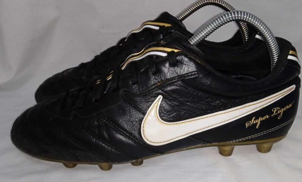 Бутси Nike Tiempo Super Ligera 43р.: 1 236 грн. - Футбол Киев на Olx