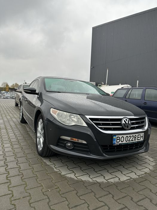 Volkswagen Passat CC 2.0 TSI AT (2011)