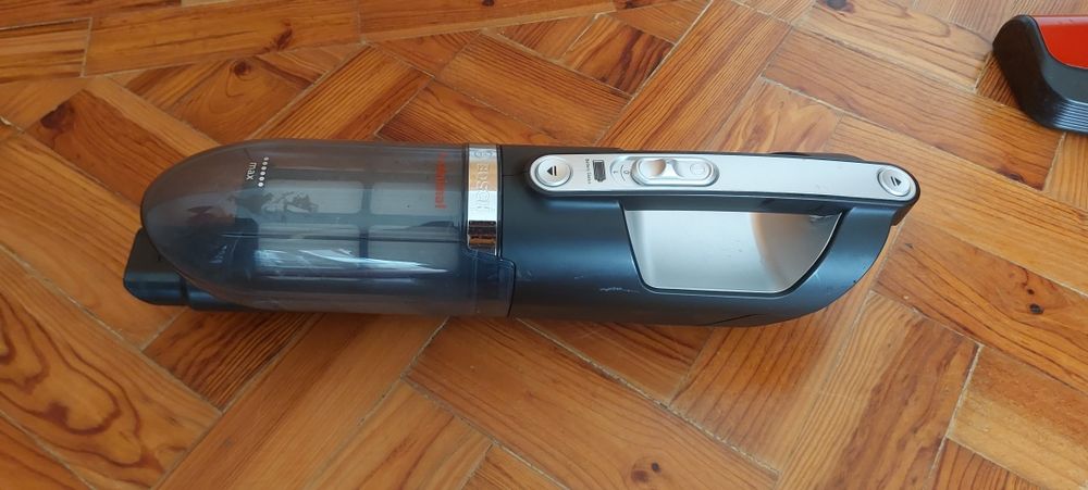 Aspirador vertical Bosch série 4