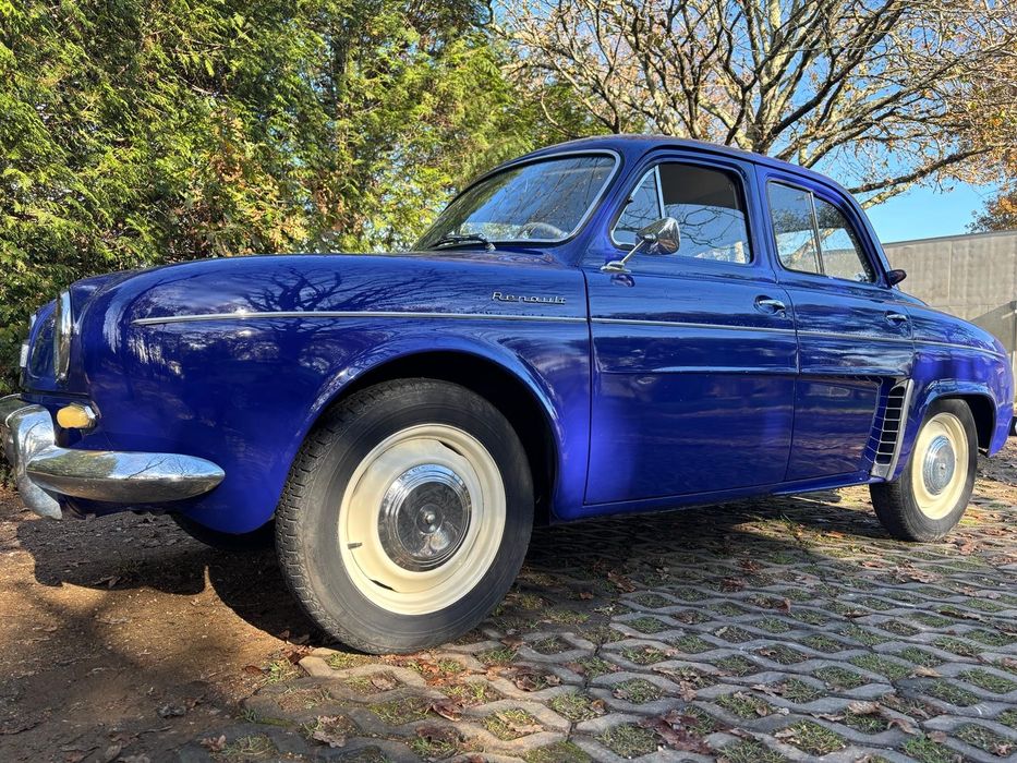 Renault dauphine