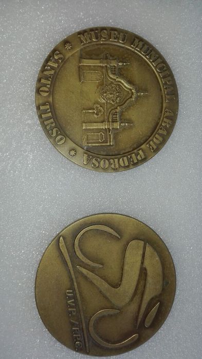 Medalhas em bronze