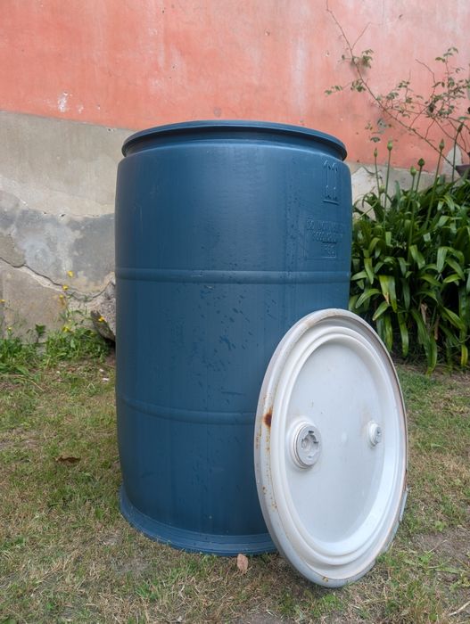 Barril com tampa 200l

 200l