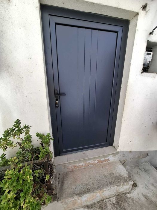 A tençao so alugo com contrato de trabalho tudo legal