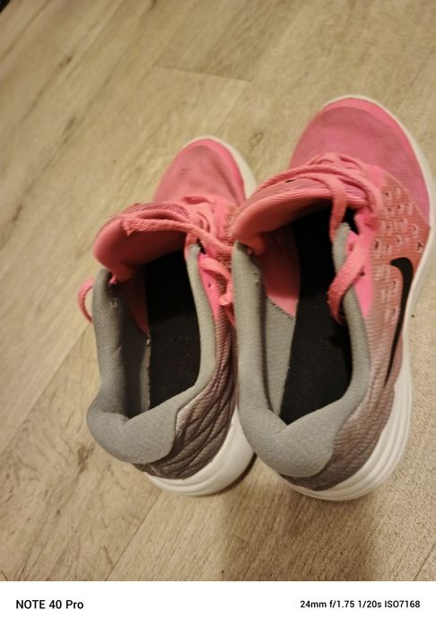 Nike Grade School Lunarstelos Running