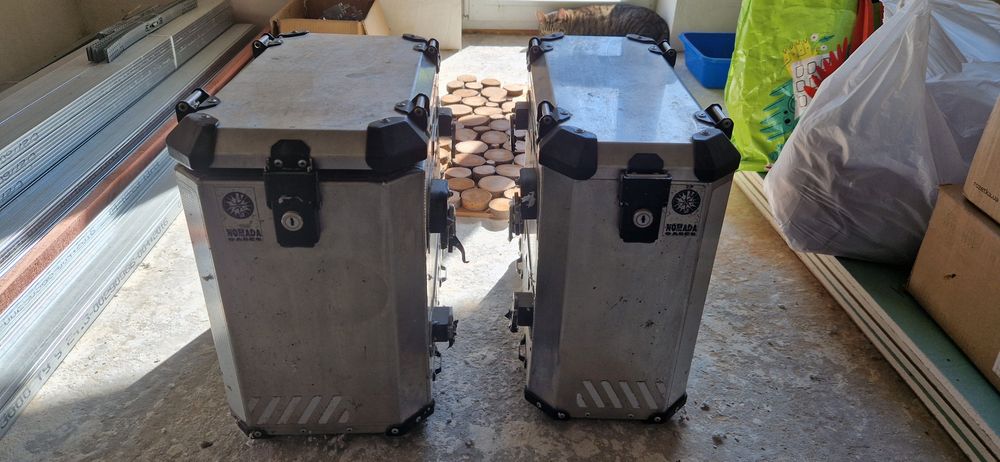 Кейси nomada pro з кріпленнями та сумками. BMW f800, 1200,