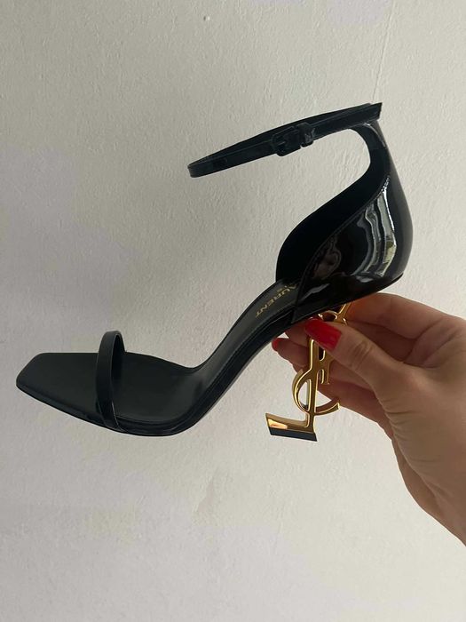Nowe szpilki czarne YSL