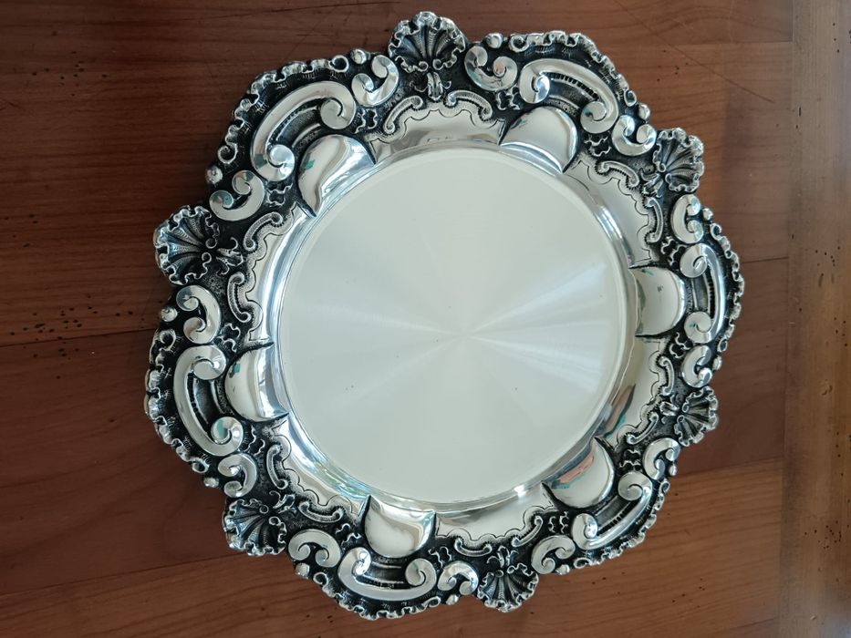 Salva em prata com 3 pés, 30 cm