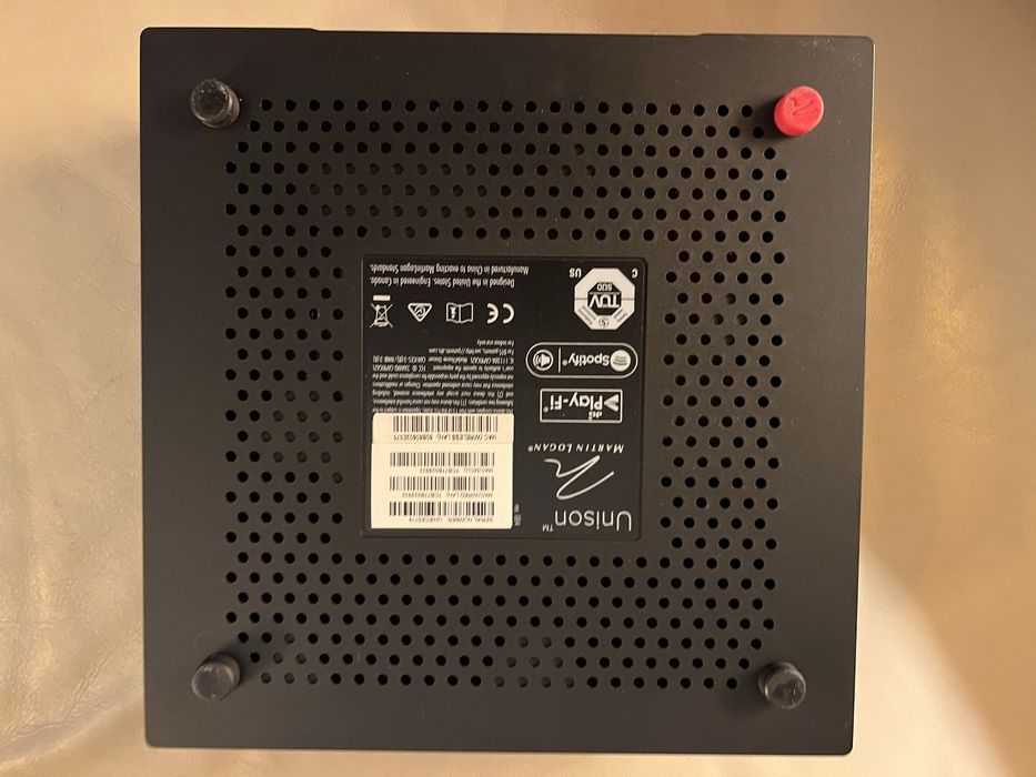 Streamer Martin Logan Unison