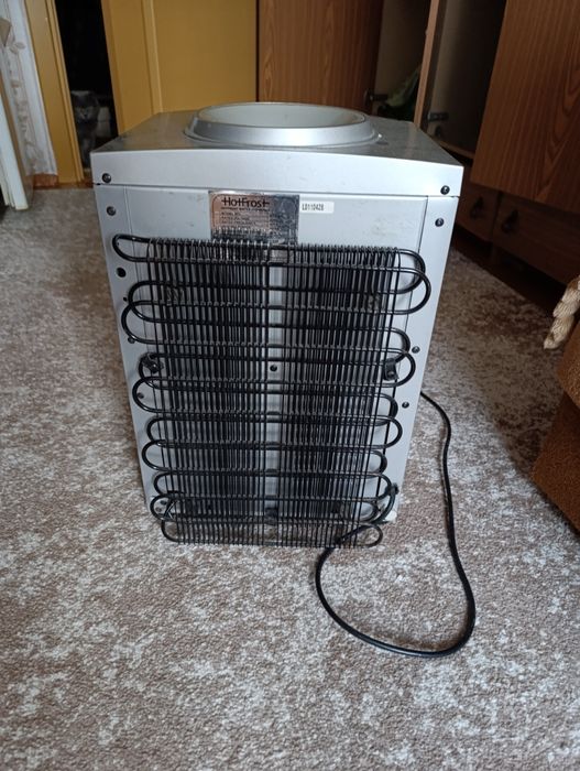 Кулер для води HotFrost