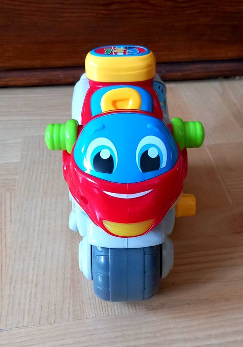 Interaktywny motor Baby Clementoni