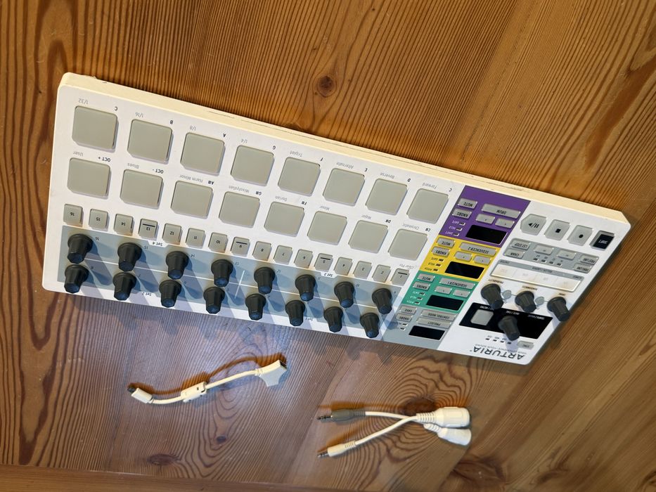Arturia Beatstep Pro