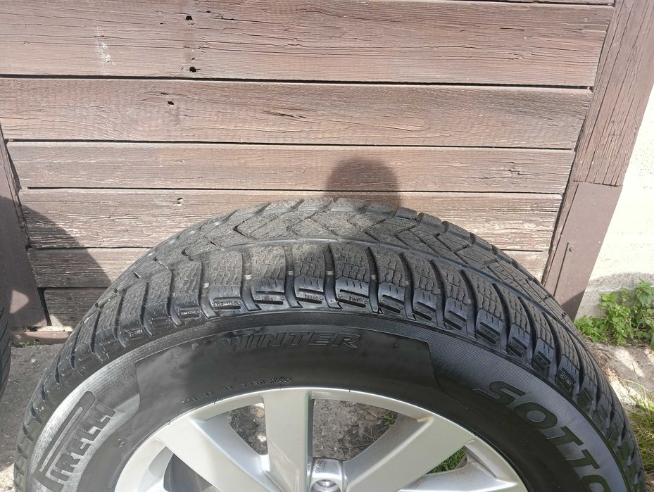 Felgi aluminiowe z oponami