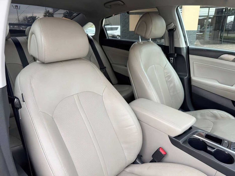 Hyundai Sonata Limited      2017