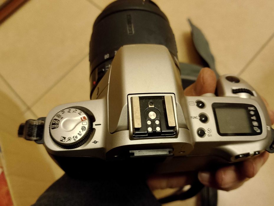 Aparat fotograficzny lustrzanka