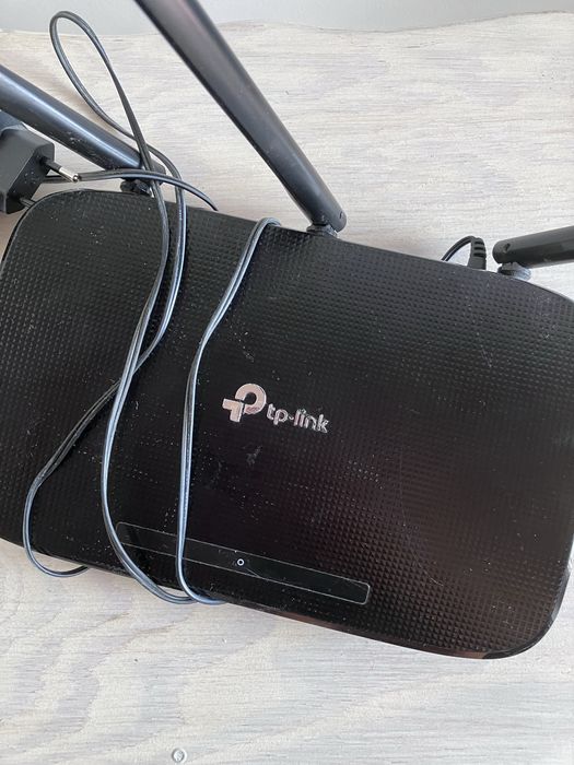 Router tp link model wr940n