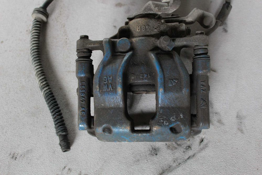 Супорт передній задній правий лівий скоба Volkswagen Crafter 2 Man TGE