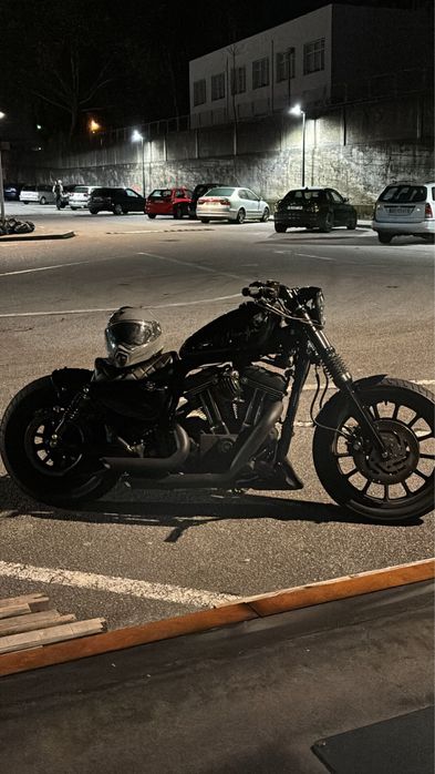 Vendo Harley-Davidson Sportster 1200 Roadster (XL1200R), ano 2006.