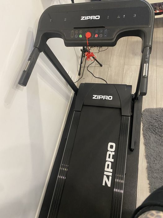 Bieżnia zipro pulse