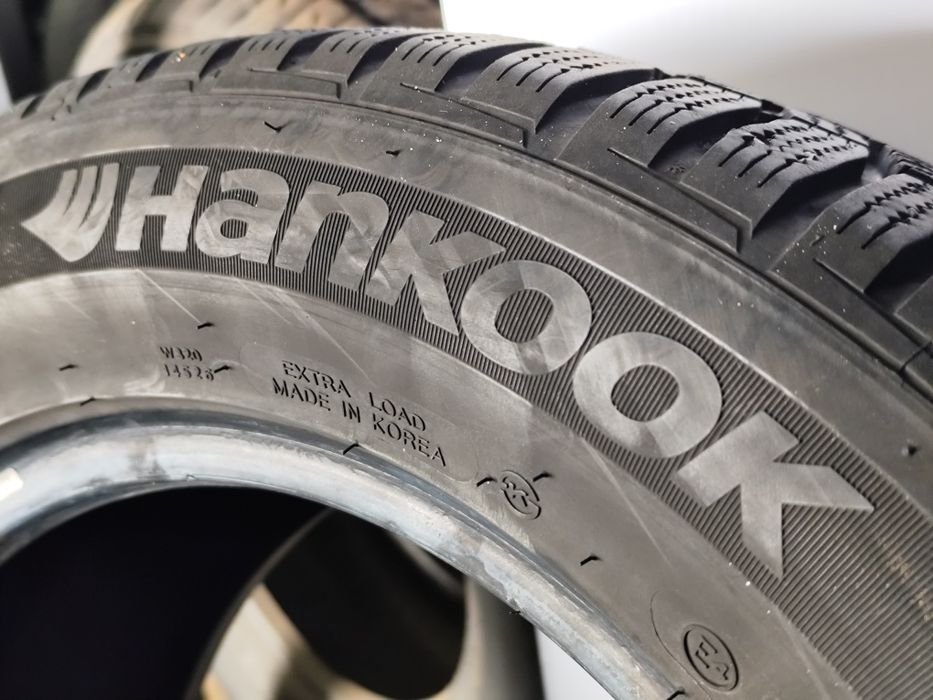 Резина, шины R-16 225/55 99H "Hankook"