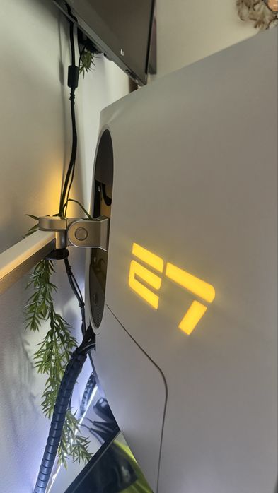 Monitor Alienware 27” AW2723DF IPS 280hz (Ler Descrição)