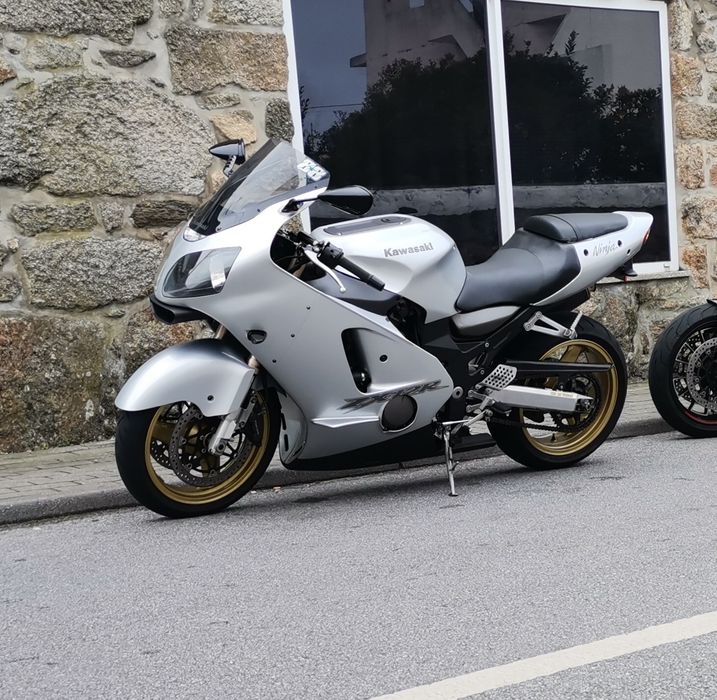 Kawasaki ninja ZX12R