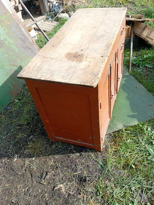 Тумбочка старовинна на реставрацію