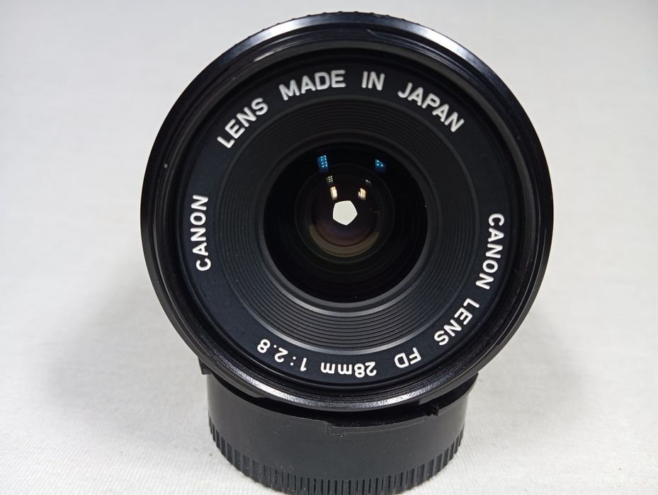 Мануальный объектив Canon FD 28mm 2.8