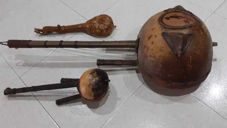 Instrumentos musicais africanos decorativos "KORA"