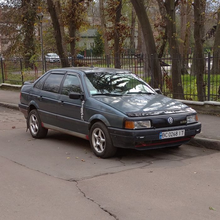 Продается пасат б3 седан