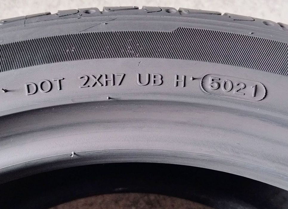 Шини літні R19 245/45 Hankook Ventus S1 Evo2 SUV