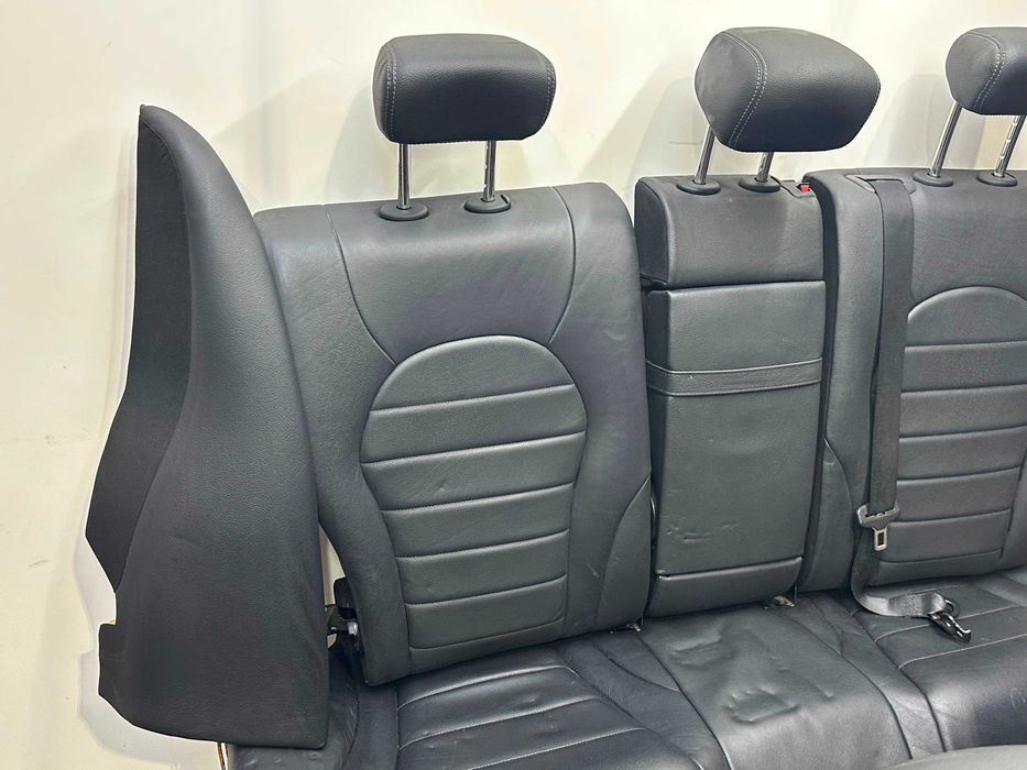 Conjunto de bancos Mercedes Classe C W205 (2017)