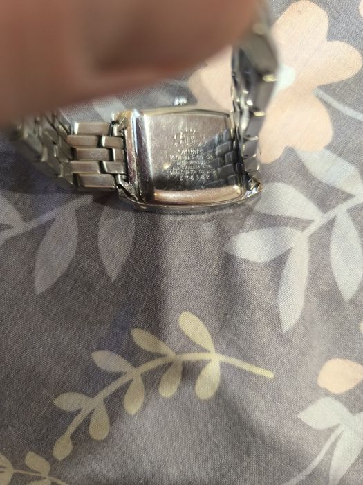 Продам часы ориент