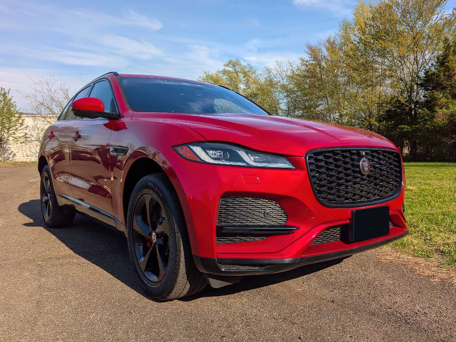 Jaguar F-Pace      2022