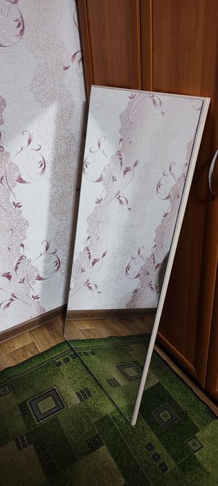 Новое зеркало с доской