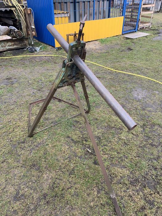 Трубные тиски (трубогиб)