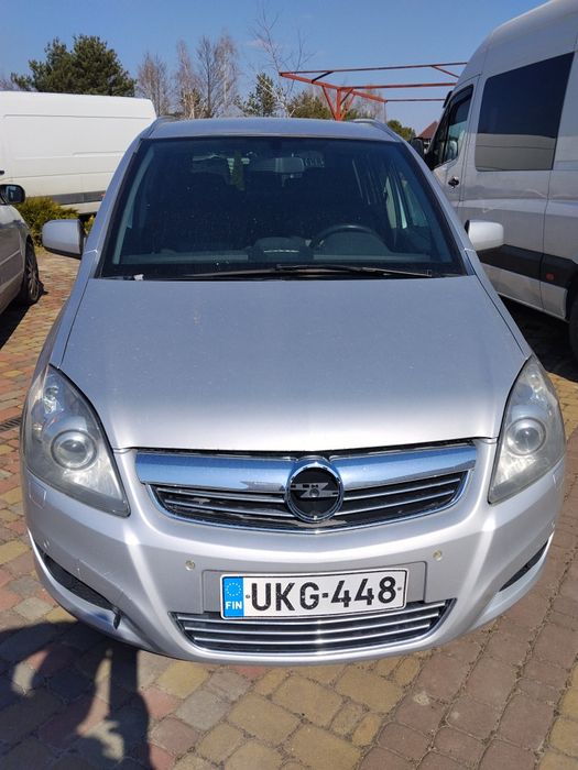 Opel Zafira 2011