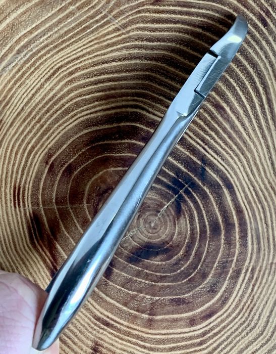 Щипцы, кусачки из Швейцарии