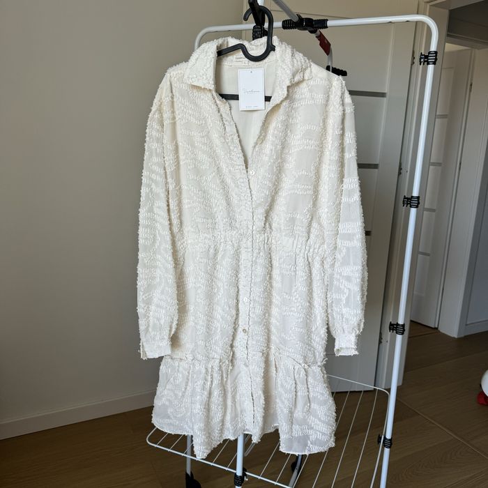 Nowa z metką biała sukienka L Varlesca