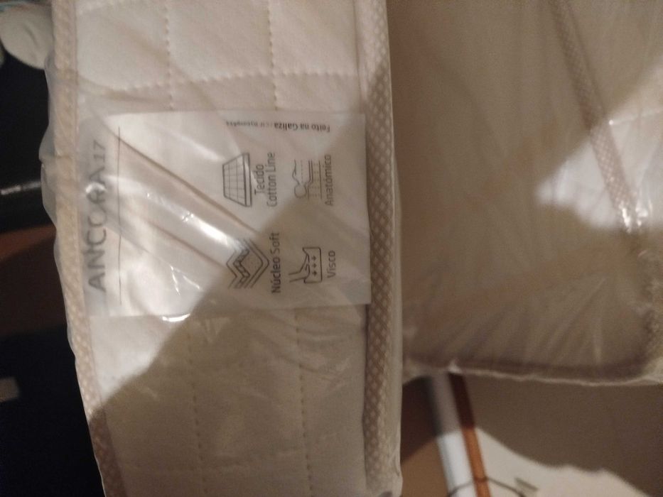 Colchão com 30cm de altura novo