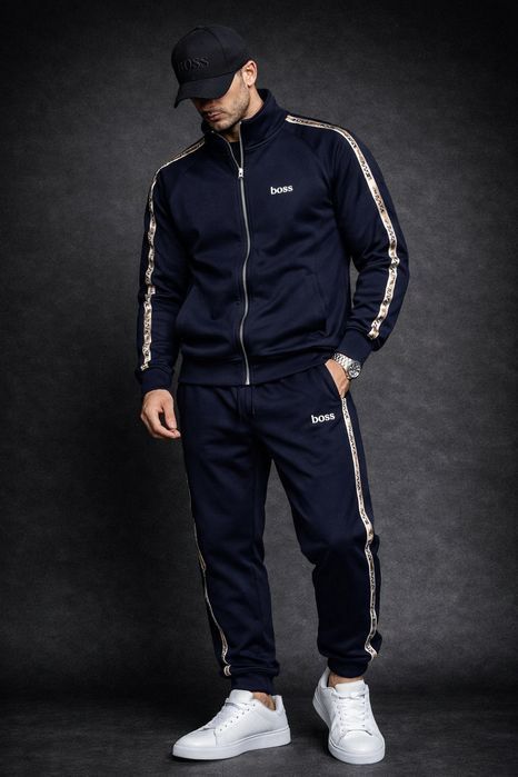 Чоловічий Мужской костюм  Boss armani  колір чорний та  синій