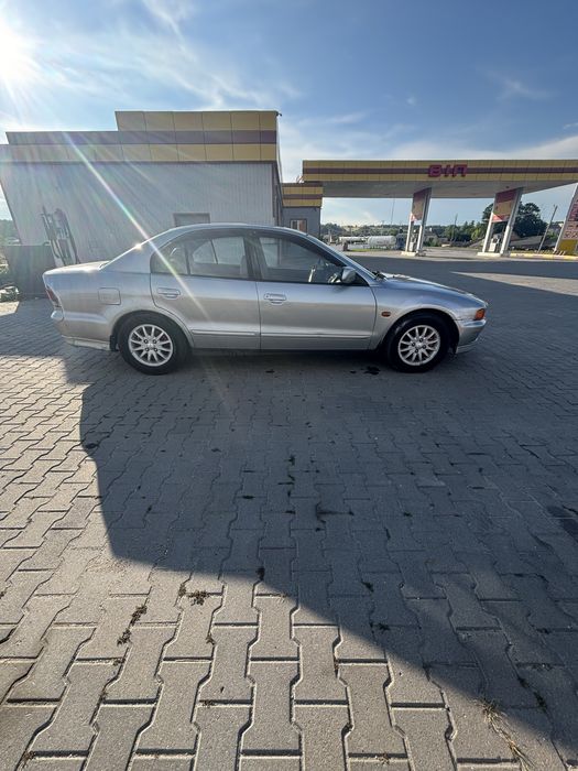 Mitsubishi Galant 8 с мотором 2.4 V6