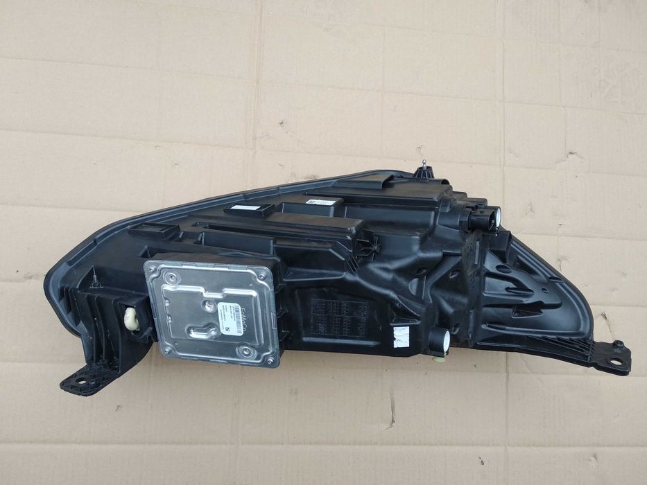 lampa ford focus lewa przód mk4  full led      MX7B-13E015-ED