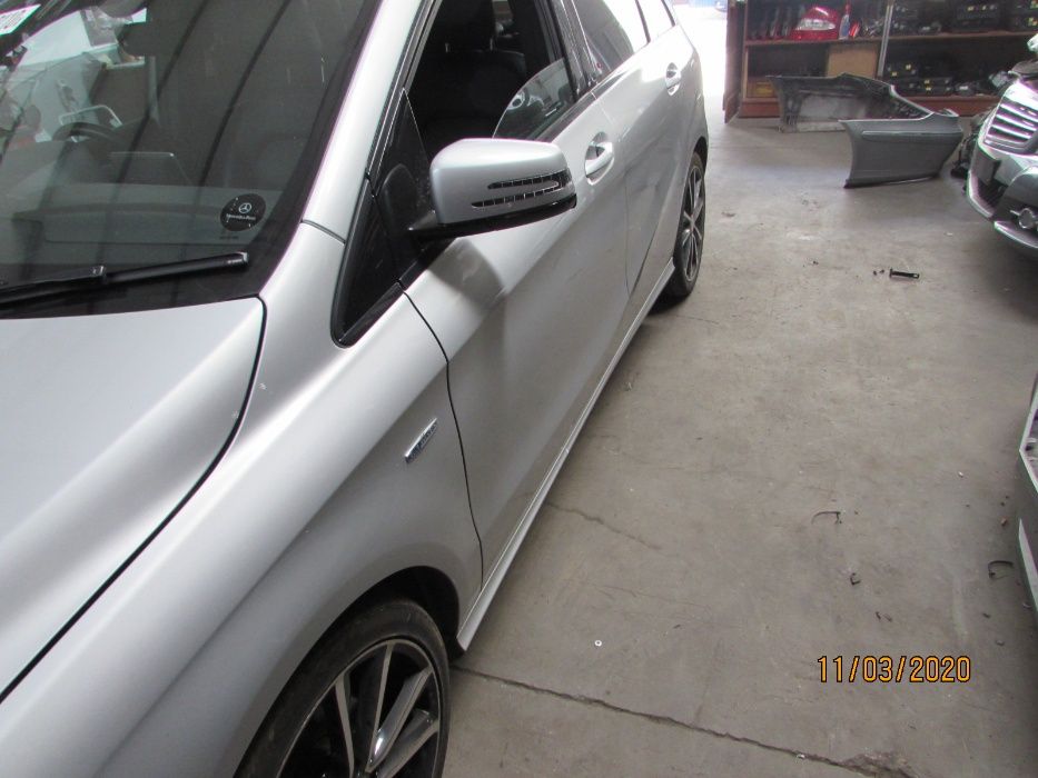 Mercedes B180 Blueefficiency de 2012 para peças