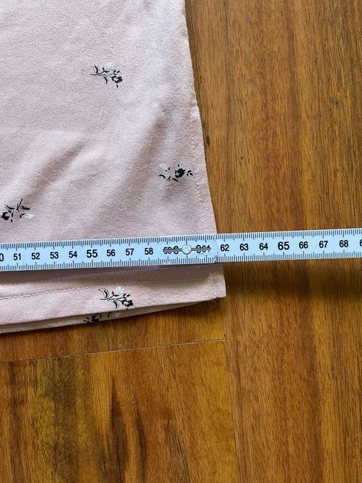 Różowa bluzka na szerokich ramiączkach w kwiaty 3XL / Nr 268