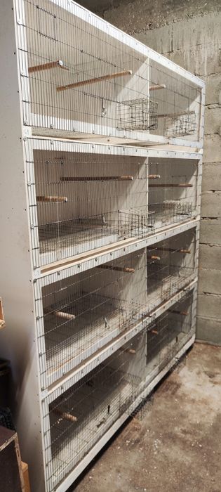 2 Gaiolas de criação em pvc