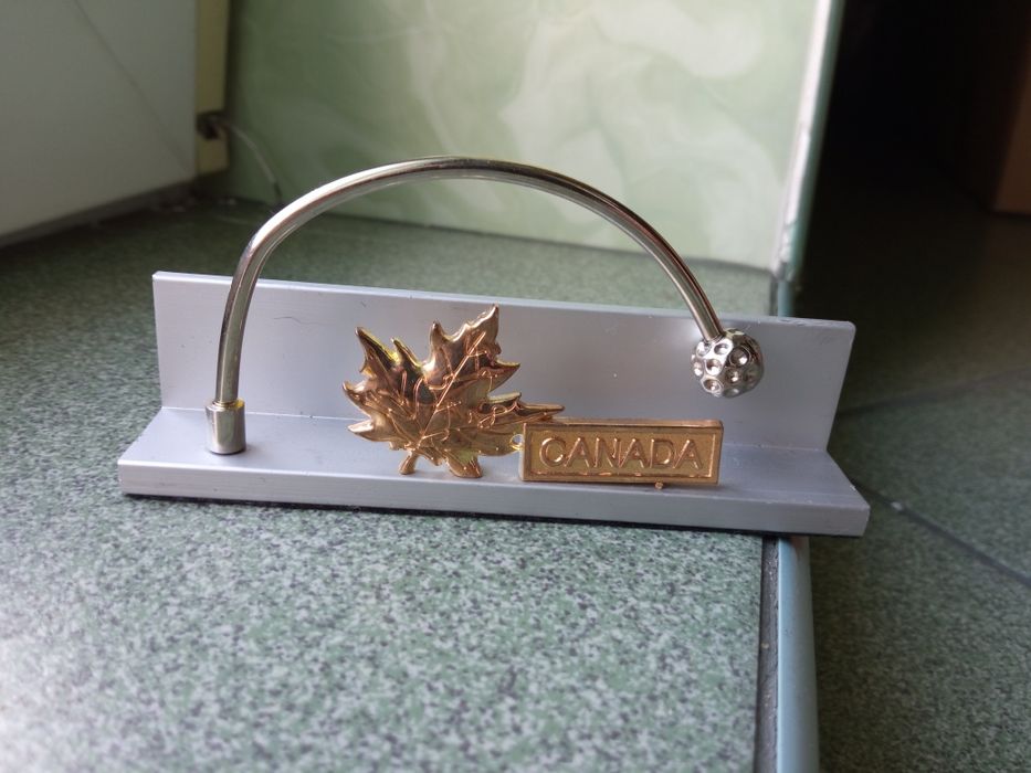 Сувенир подарок статуэтка плакетка Канада Canada кленовый лист