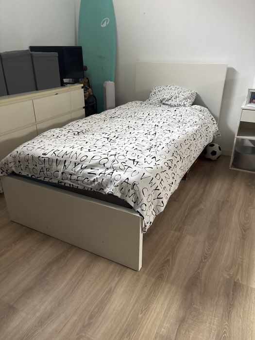 Cama individual 90x200.