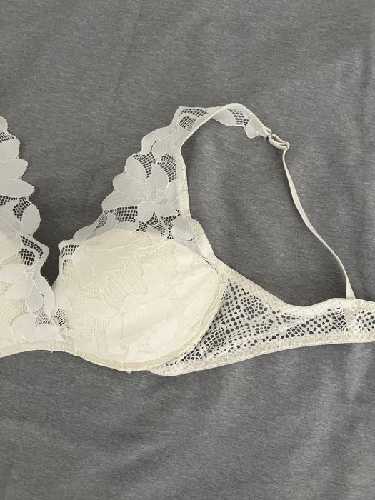Бюстгалтер intimissimi 80 B