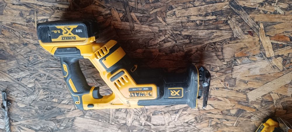 Piła dewalt dcs367 Aku 5ah